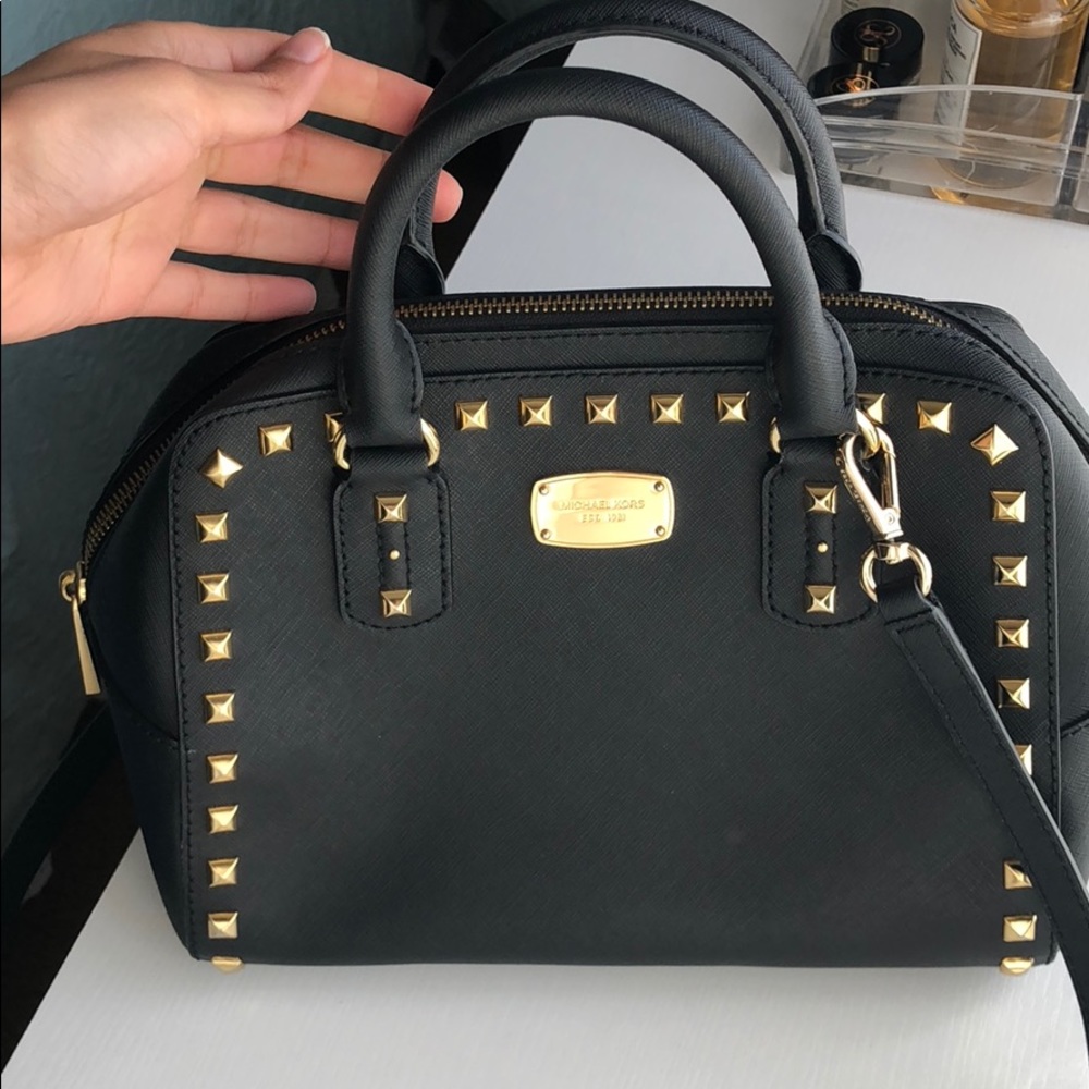 ****PRE-LOVED****Micheal Kors Black studded bag